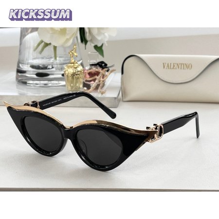 Valentino V Goldcut Ii Acetate & Titanium Cat-Eye Sunglasses In Blk-Gld