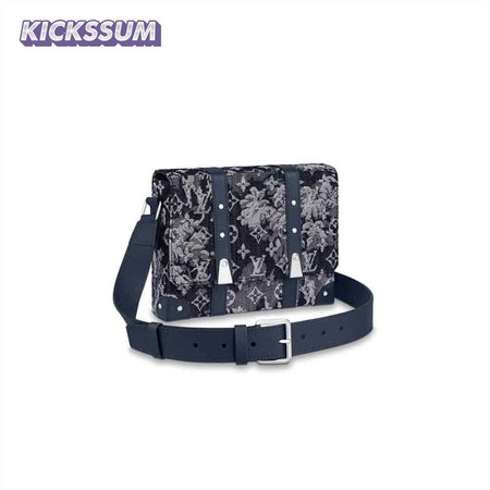 trunk messenger monogram canvas m57282