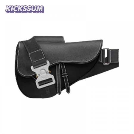 SADDLE BAG NAVY GRAINED CALFSKIN