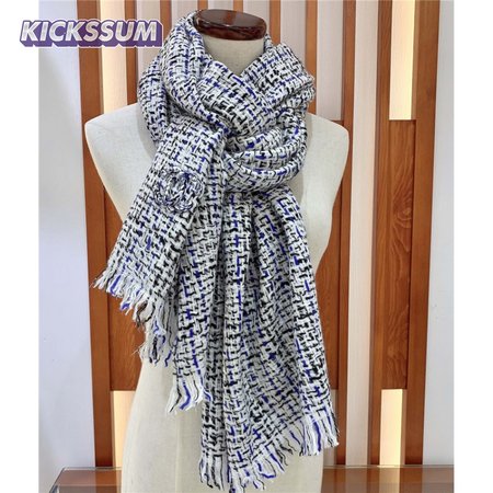 chanel 100% cashmere scarf