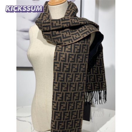 Fendi cashmere shawl Brown