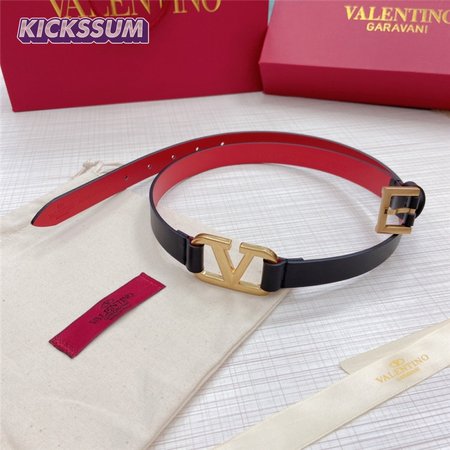 valentino V buckle belt