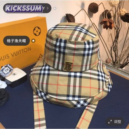 Best Burberry Plaid fisherman bucket hat