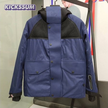 Moncler Down Jacket MC330184