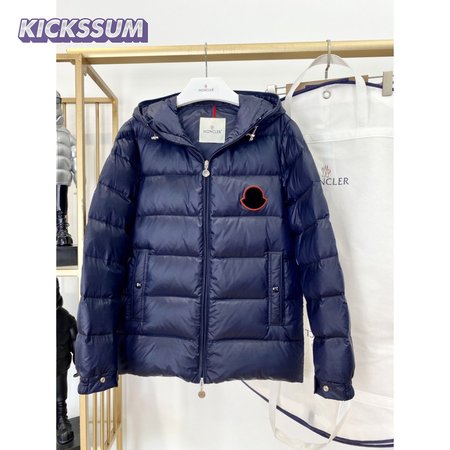 Moncler 2020 Down Jacket MC330043