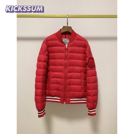 Moncler 2020 Down Jacket MC330056
