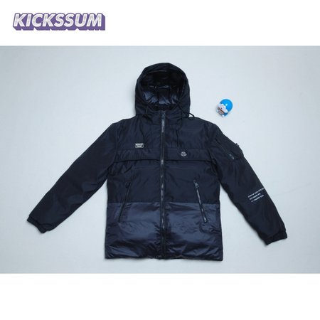 Moncler 2020 Down Jacket MC330084