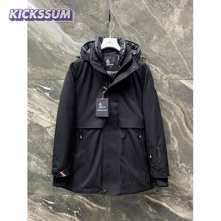 Moncler Down Jacket MC330116