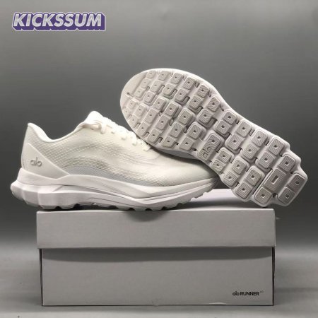 Alo Yoga Runner White