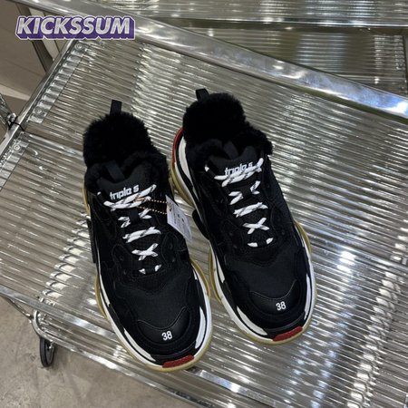 BALENCIAGA TRIPLE S SNEAKER - BB202