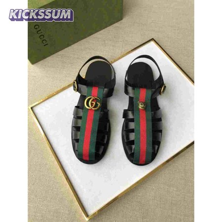 GUCCI SANDAL WITH DOUBLE G - SDG010